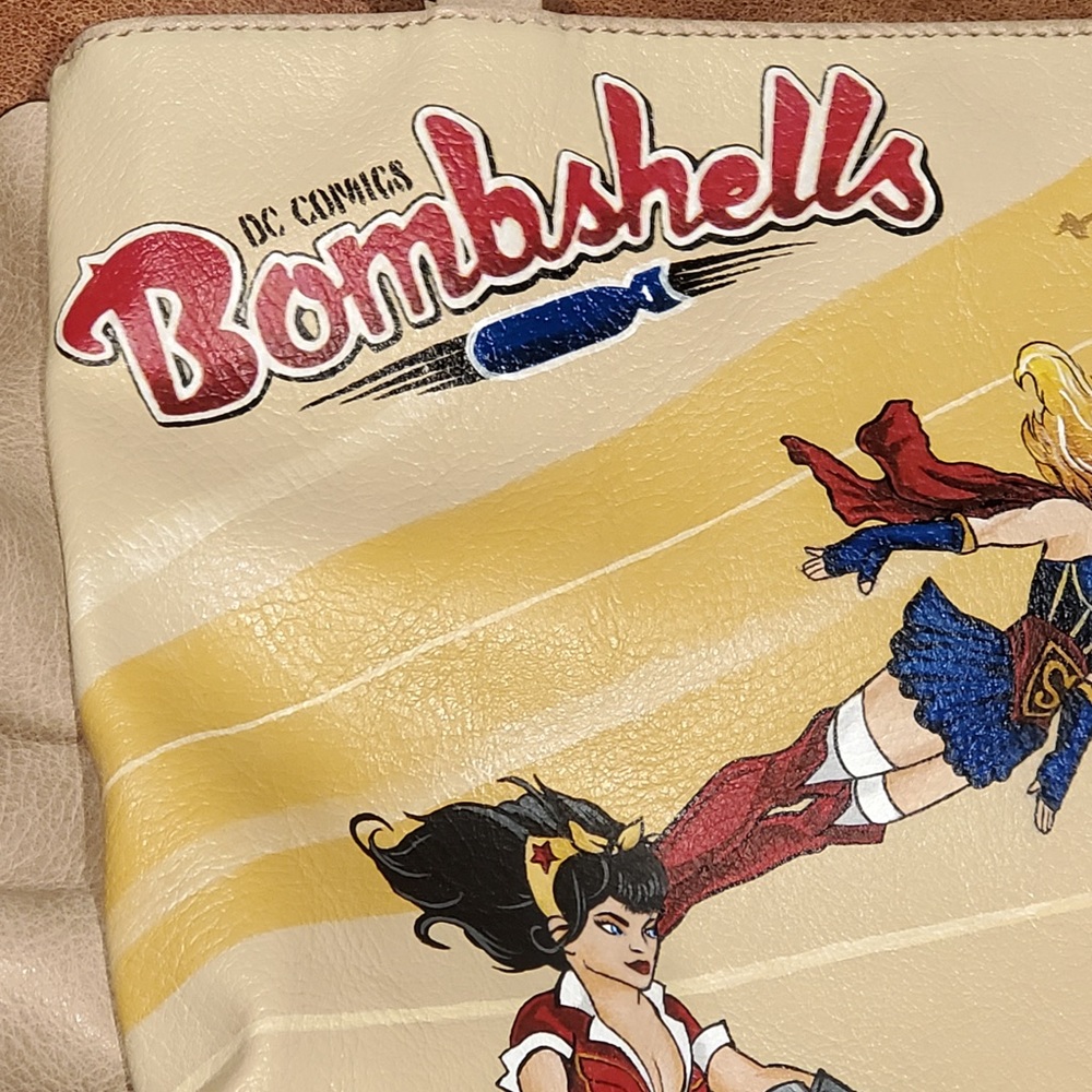 HAND PAINTED Amazing Ruffle Bag Purse!!!! - Picture 5 of 7